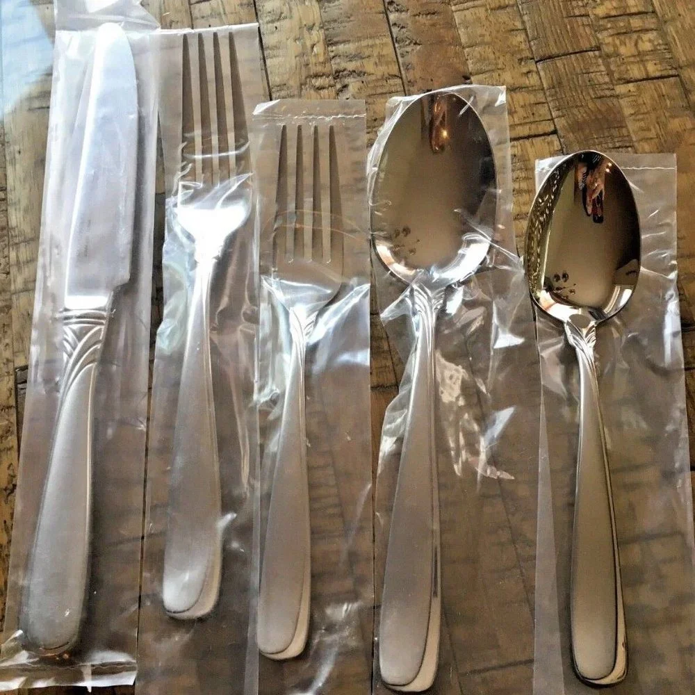 New Yamazaki Affair ICE (Satin) 5 pc placesetting - Fortunoff Exclusive